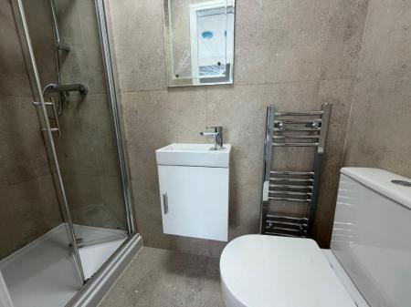 6 bedroom Flat to let in Havelock Place, Stoke-On-Trent, ST1