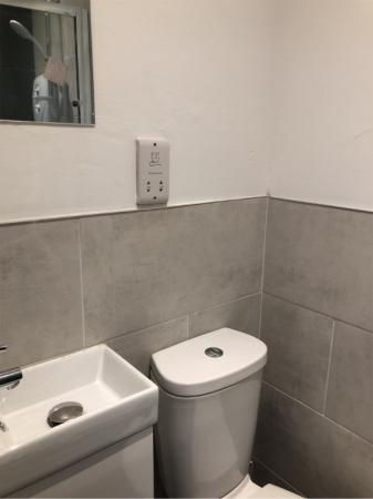 4 bedroom Terraced House to let in High Street, Knutton, ST5