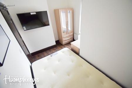 5 bedroom Terraced House to let in Seaford Street, Shelton, Stoke-On-Trent, ST4