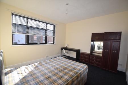 4 bedroom Terraced House to let in Boughey Road, Shelton, Stoke-On-Trent, ST4