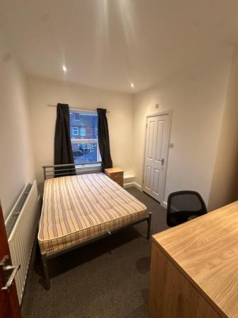 4 bedroom Terraced House to let in Lonsdale Street, Stoke-On-Trent, ST4