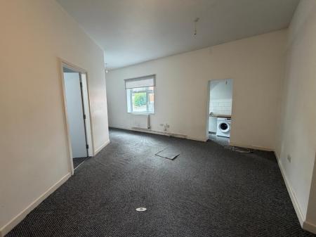 1 bedroom Flat to let in Hill Street, Stoke-On-Trent, ST4