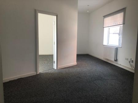 1 bedroom Flat to let in Hill Street, Stoke-On-Trent, ST4