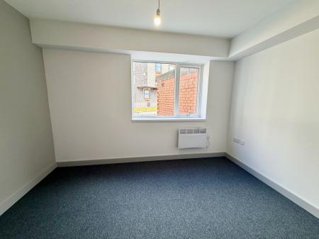 24 bedroom Terraced House to let in Liverpool Road, Stoke-On-Trent, ST4