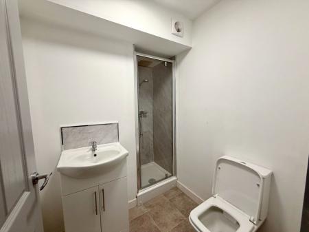 24 bedroom Terraced House to let in Liverpool Road, Stoke-On-Trent, ST4