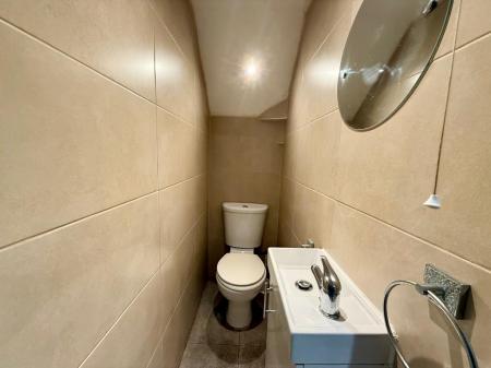 5 bedroom House share to let in Conway Street, Shelton, Stoke-On-Trent, ST4