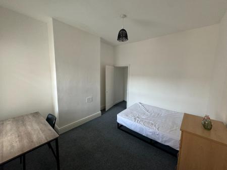 3 bedroom Terraced House to let in Cauldon Road, Shelton, Stoke-On-Trent, ST4