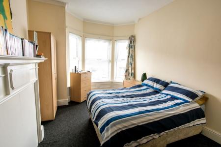 4 bedroom Terraced House to let in Stoke Road, Shelton, Stoke-On-Trent, ST4