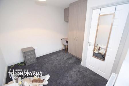 4 bedroom Semi-detached house to let in Oliver Road, Hartshill, Stoke-On-Trent, ST4