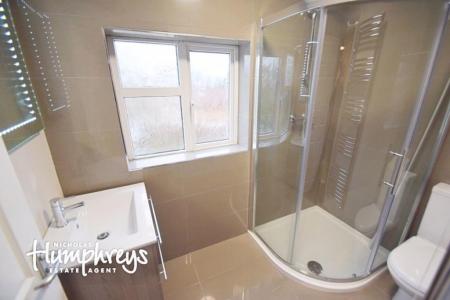 4 bedroom Semi-detached house to let in Oliver Road, Hartshill, Stoke-On-Trent, ST4