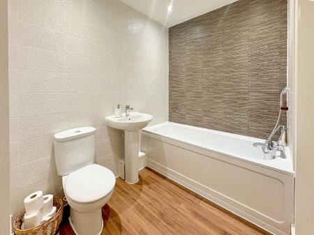2 bedroom Apartment for sale in Brentleigh Way, Stoke-On-Trent, ST1