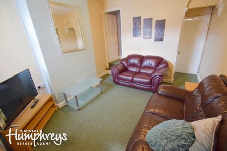 4 bedroom Terraced House to let in Guildford Street, Shelton, Stoke-On-Trent, ST4