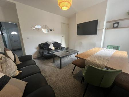 3 bedroom Terraced House to let in Cauldon Road, Shelton, Stoke-On-Trent, ST4