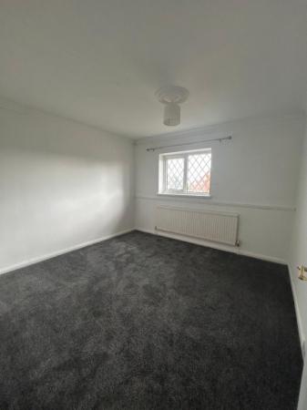 3 bedroom Semi-detached house to let in Dee Lane, Newcastle-Under-Lyme, ST5