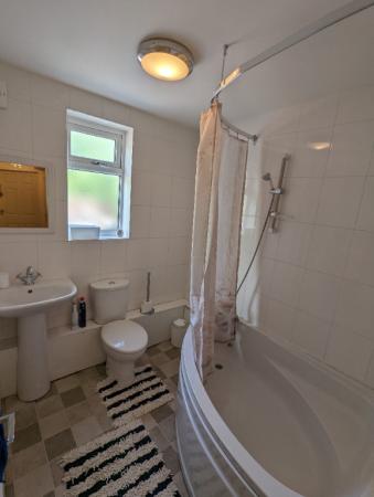 4 bedroom Terraced House to let in Church Street, Silverdale, ST5