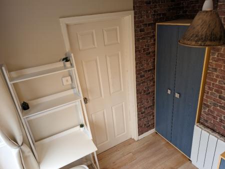 4 bedroom Terraced House to let in Lanarks Walk, Newcastle-Under-Lyme, ST5