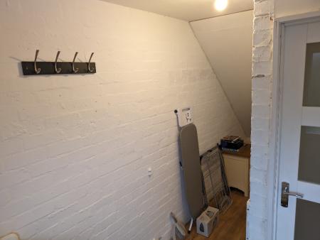 4 bedroom Terraced House to let in Lanarks Walk, Newcastle-Under-Lyme, ST5
