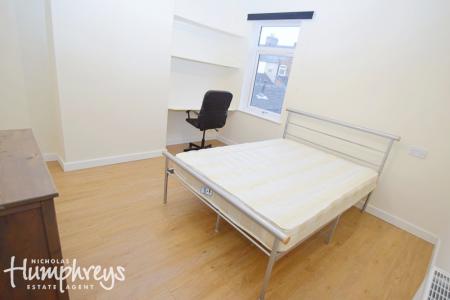 3 bedroom Terraced House to let in Newlands Street, Shelton, Stoke-On-Trent, ST4