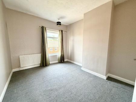 2 bedroom Terraced House for sale in East Terrace, Stoke-On-Trent, ST6
