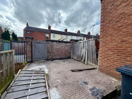 2 bedroom Terraced House for sale in East Terrace, Stoke-On-Trent, ST6