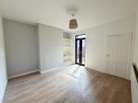 3 bedroom Terraced House to let in Albert Street, Newcastle-Under-Lyme, ST5
