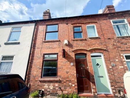 4 bedroom Terraced House to let in High Street, Silverdale, ST5