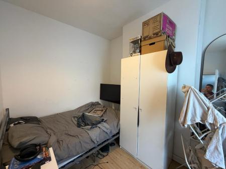 3 bedroom Terraced House to let in Thistleberry Avenue, Newcastle-Under-Lyme, ST5