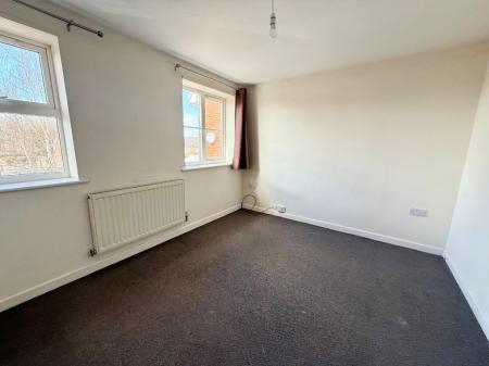 2 bedroom Terraced House to let in Blandford Close, Stoke-On-Trent, ST3