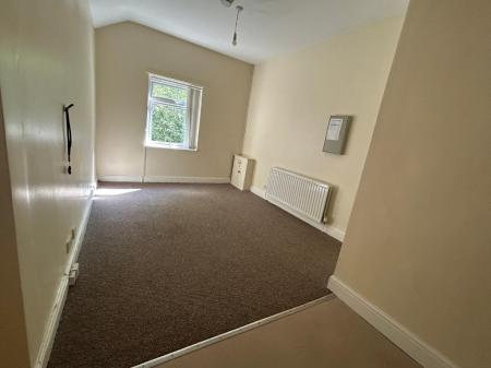 2 bedroom Flat to let in Scott Lidgett Road, Stoke-On-Trent, ST6