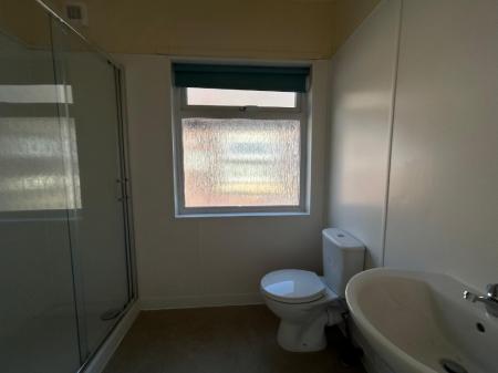 2 bedroom Flat to let in Scott Lidgett Road, Stoke-On-Trent, ST6