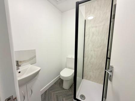 6 bedroom Flat to let in Stafford Street, Hanley, ST1