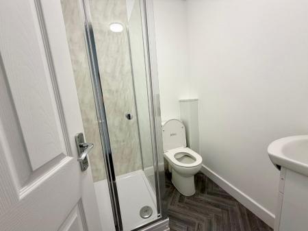 6 bedroom Flat to let in Stafford Street, Hanley, ST1