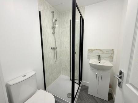 6 bedroom Flat to let in Stafford Street, Hanley, ST1