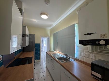 3 bedroom Terraced House to let in Carlton Road, Stoke-On-Trent, ST4