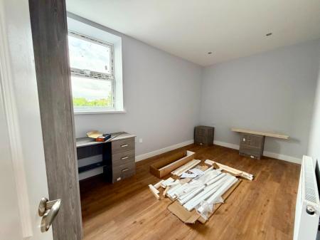2 bedroom Flat to let in Stoke Road, Stoke-On-Trent, ST4