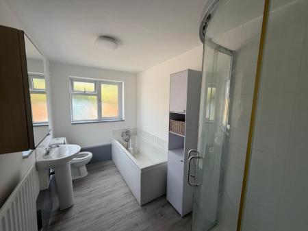 3 bedroom Terraced House to let in Freehold Street, Newcastle-Under-Lyme, ST5