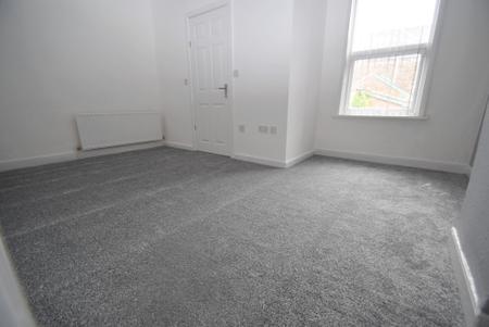 2 bedroom Terraced House to let in Chatham Street, Hanley, Stoke-On-Trent, ST1