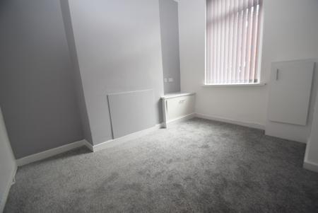 2 bedroom Terraced House to let in Chatham Street, Hanley, Stoke-On-Trent, ST1