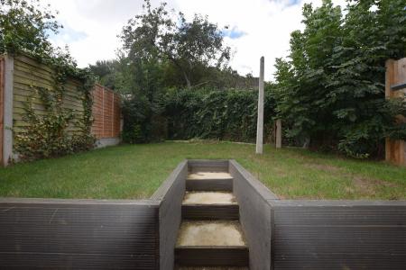 7 bedroom Semi-detached house to let in Green Dell, Canterbury, CT2