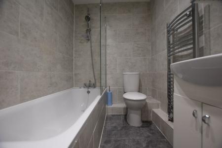 7 bedroom Semi-detached house to let in Green Dell, Canterbury, CT2