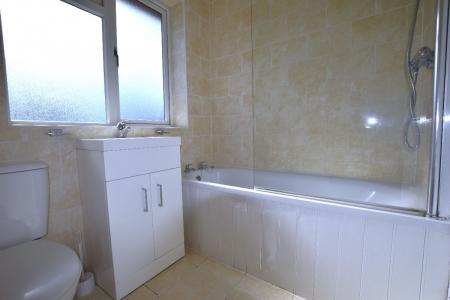 5 bedroom Semi-detached house to let in Oxford Road, Wincheap, CT1