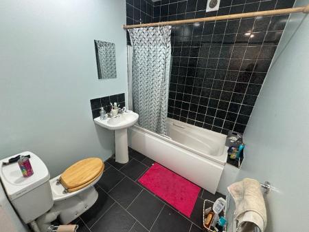 6 bedroom Terraced House to let in Wincheap, Canterbury, CT1