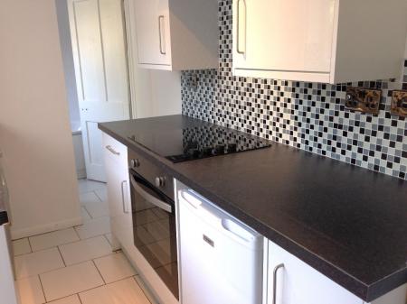 4 bedroom Terraced House to let in 4 Bedroom Student Home - 51 St. Peters Place, City Centre