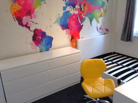 4 bedroom Terraced House to let in 4 Bedroom Student Home - 51 St. Peters Place, City Centre