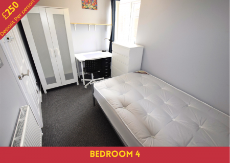 5 bedroom Semi-detached house to let in 5 Bed Student Home - 7 Green Cloth Mews