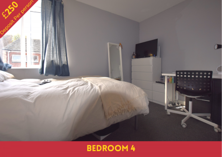 5 bedroom Semi-detached house to let in 5 Bed Student Home - 7 Green Cloth Mews