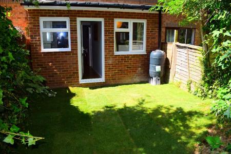 7 bedroom Semi-detached house to let in 19 Regency Place