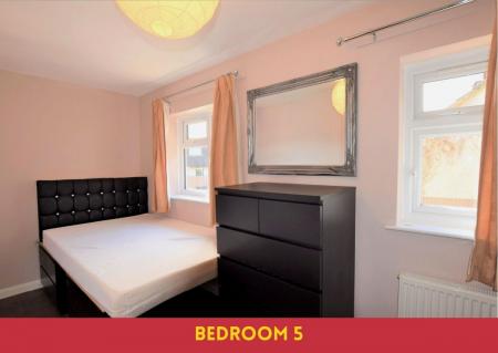 7 bedroom Semi-detached house to let in 19 Regency Place