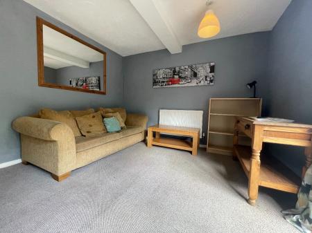 15 Artillery Street (Near City Centre)