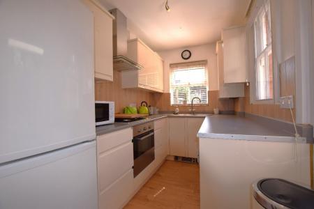 2 bedroom Terraced House to let in Ivy Lane (Near City Centre)